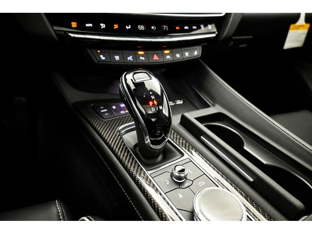 New 2026 Cadillac CT5 V w/ LPO, ONYX Package AWD/4WD image 25
