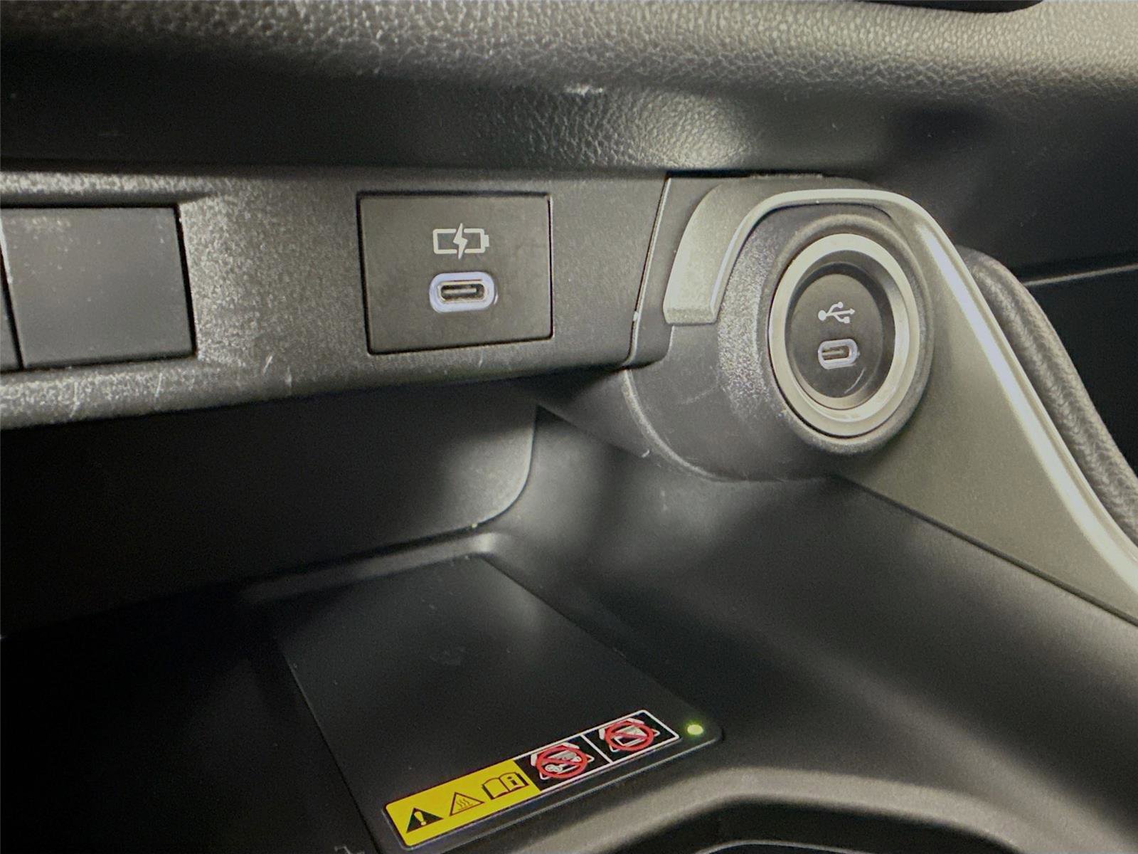 Used 2024 Toyota Grand Highlander AWD Hybrid image 29