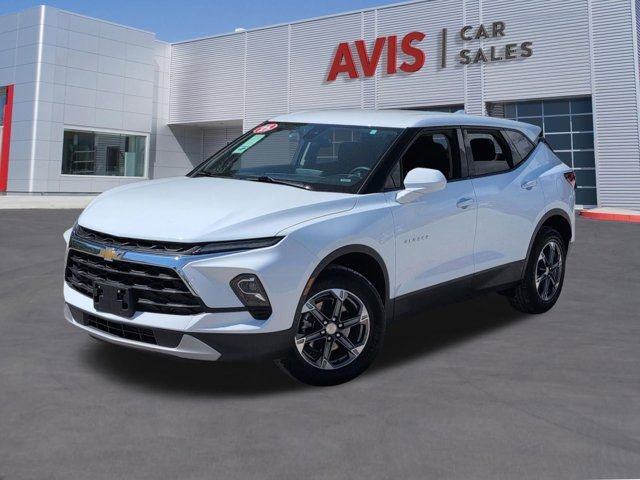 Used 2025 Chevrolet Blazer LT FWD image 1