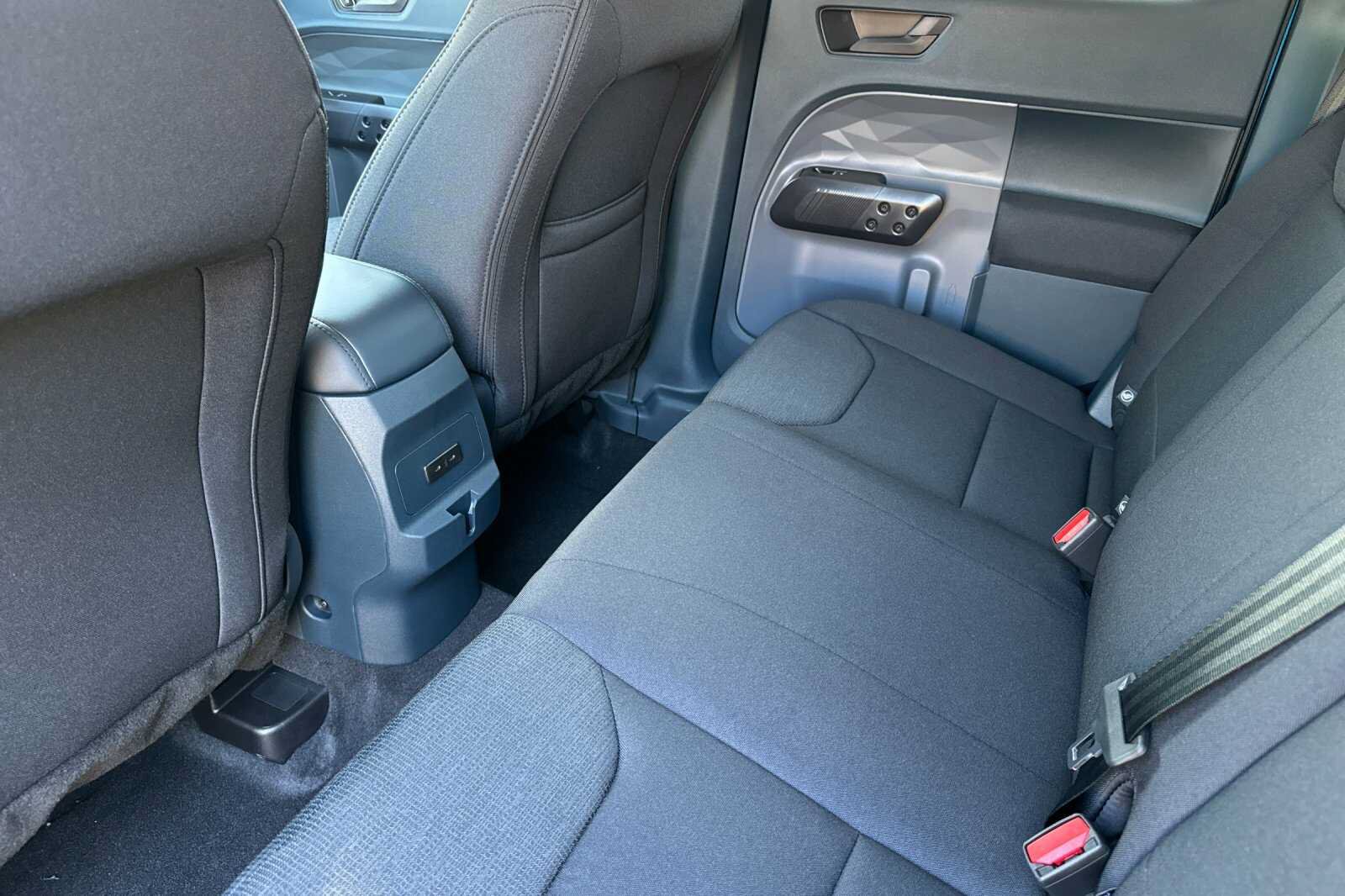 New 2026 Ford Maverick XL AWD/4WD image 9