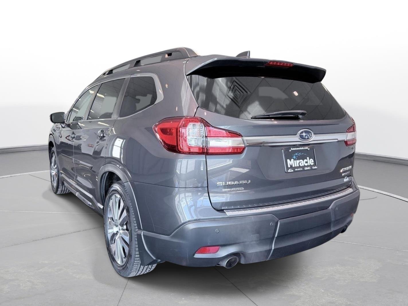 Used 2020 Subaru Ascent Limited w/ Technology Package AWD/4WD image 5