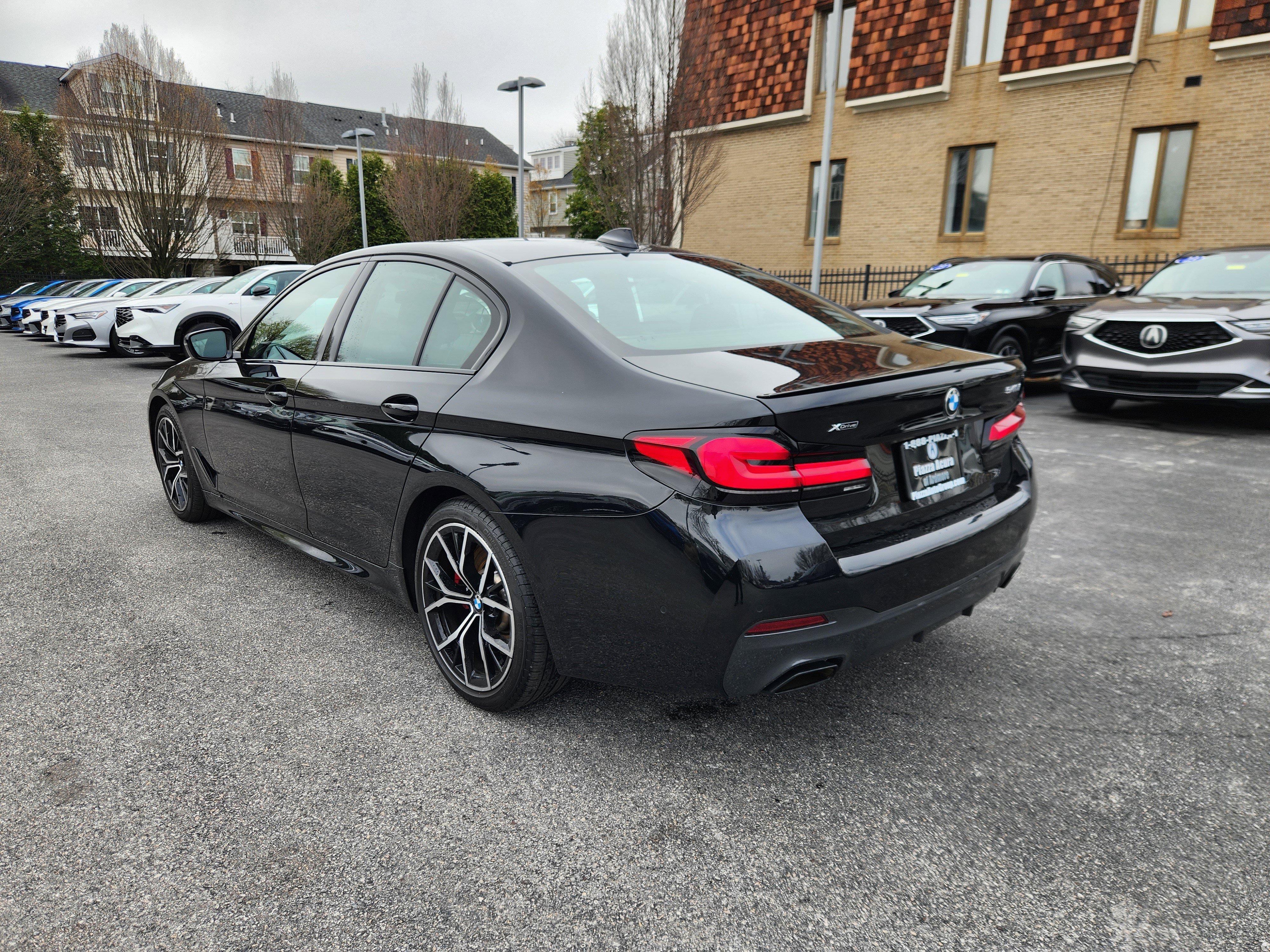 Used 2023 BMW 540i xDrive w/ Executive Package image 3