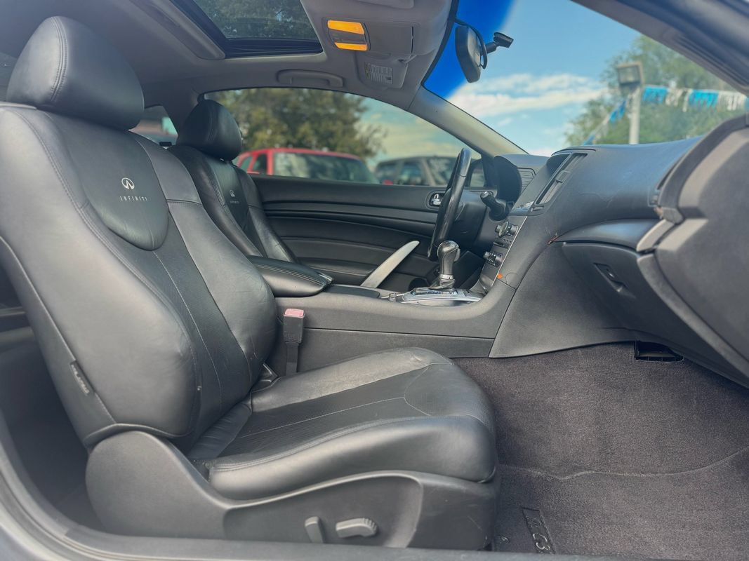 Used 2011 INFINITI G37 Journey w/ Premium Pkg RWD image 9