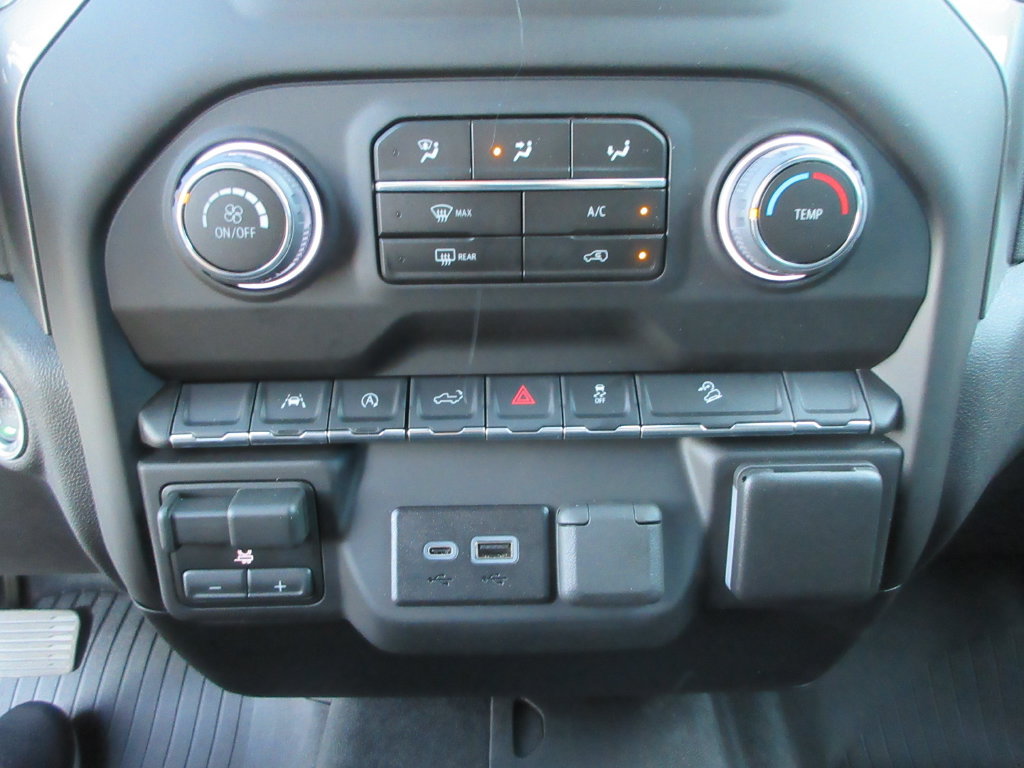New 2026 Chevrolet Silverado 1500 Custom Trail Boss w/ LPO, Dark Essentials Package AWD/4WD image 29