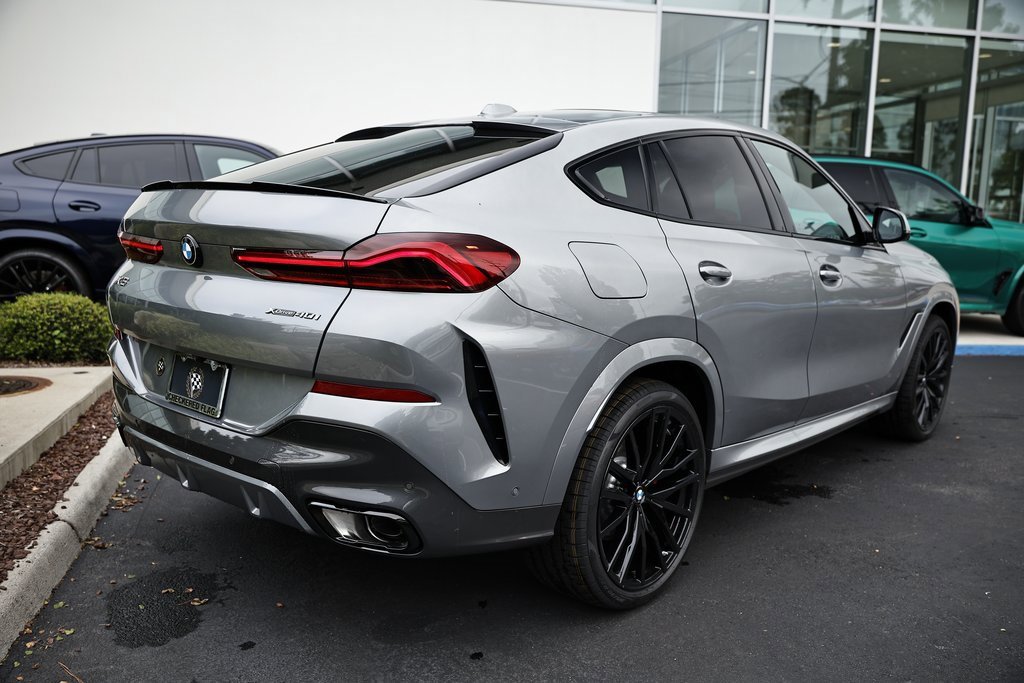 New 2026 BMW X6 xDrive40i w/ Premium Package image 7