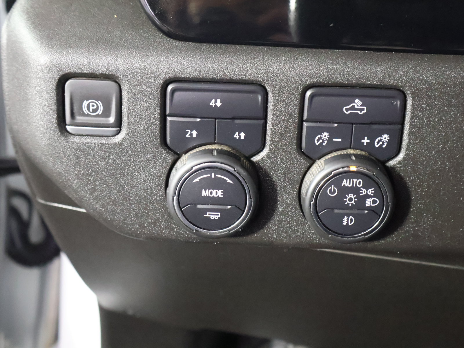 Used 2024 Chevrolet Silverado 2500 LT w/ Convenience Package AWD/4WD image 35