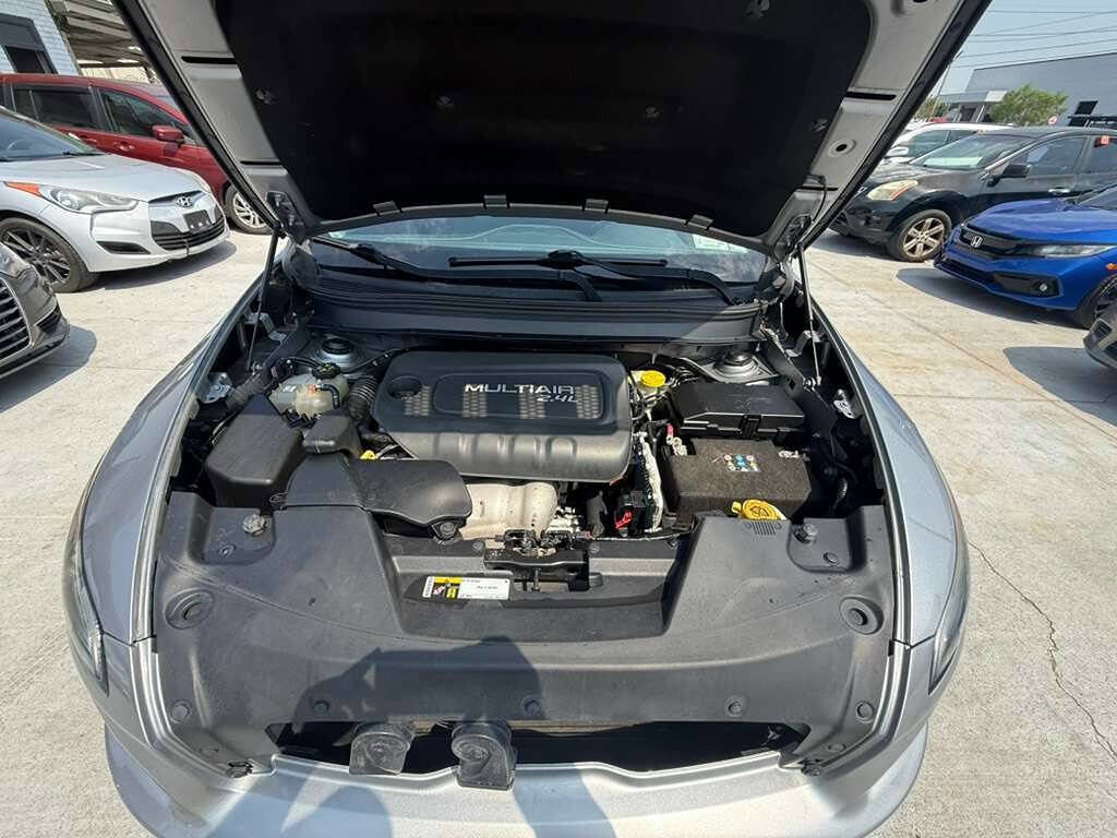 Used 2014 Jeep Cherokee Latitude w/ Cold Weather Group image 9