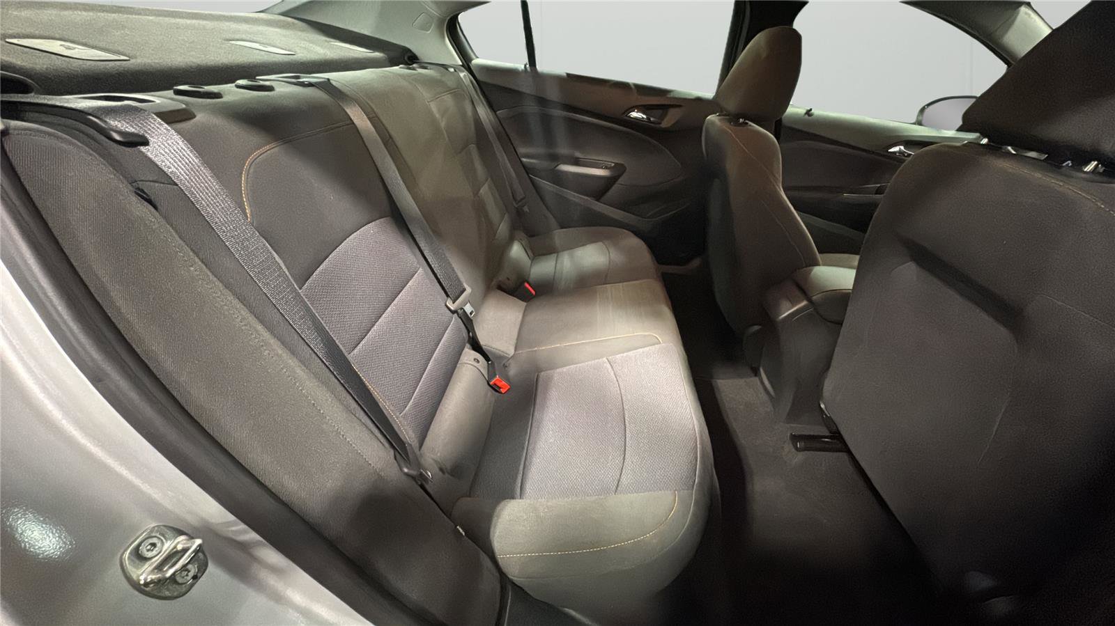 Used 2019 Chevrolet Cruze LS w/ LS Convenience Package FWD image 13