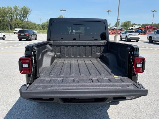 New 2026 Jeep Gladiator Sport AWD/4WD image 7