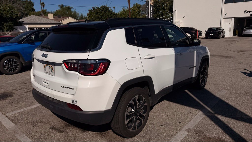 Used 2024 Jeep Compass Limited AWD/4WD image 4
