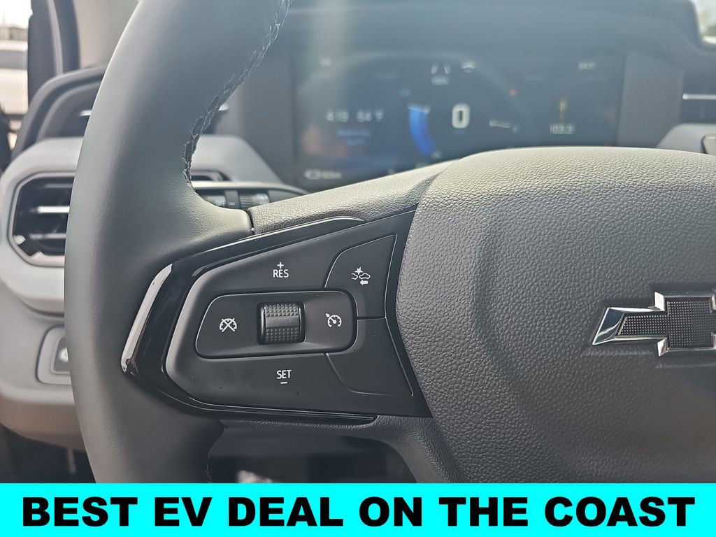 New 2027 Chevrolet Bolt RS w/ Technology Package FWD image 16