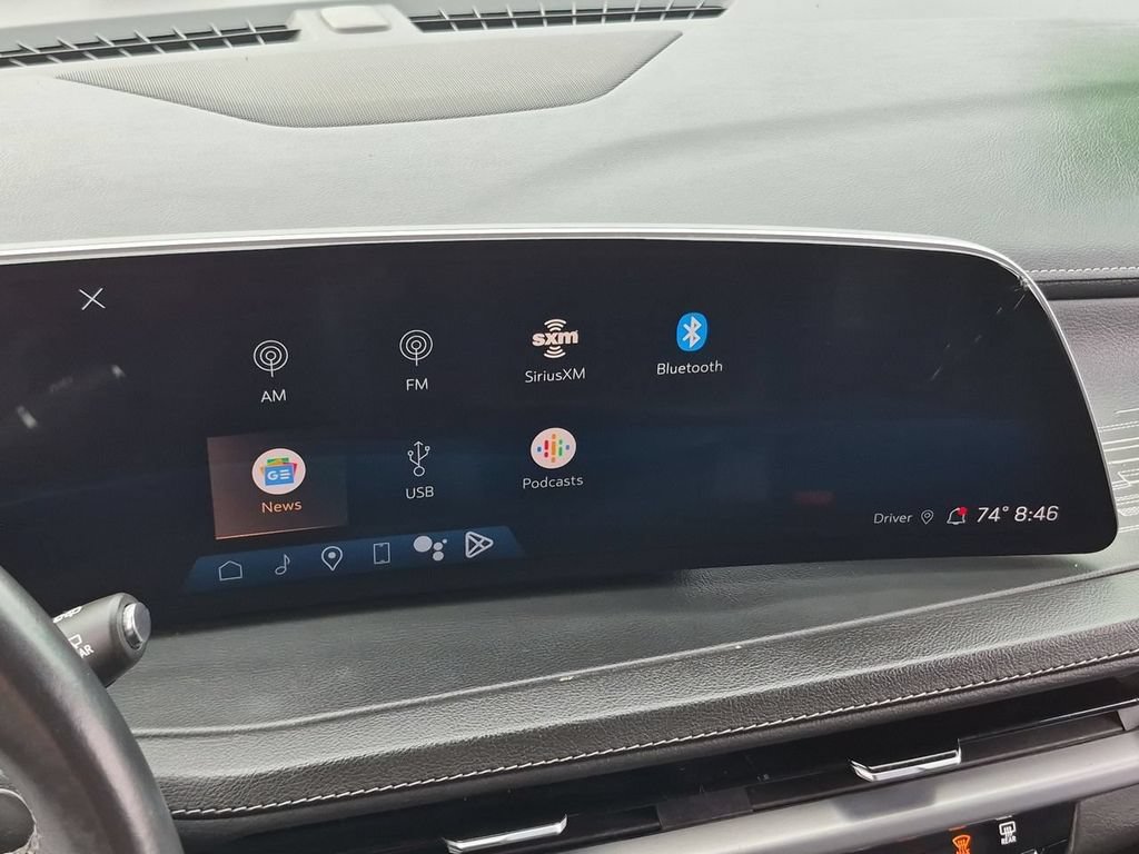Used 2024 Cadillac XT4 Premium Luxury FWD image 13