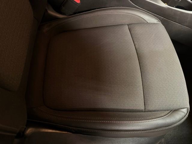 Used 2021 Buick Encore GX Select w/ Sport Touring Package image 28