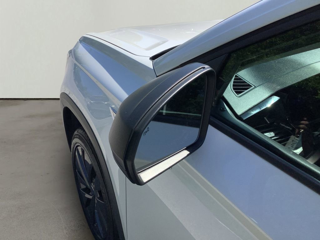 Used 2024 Volkswagen Taos S FWD image 11
