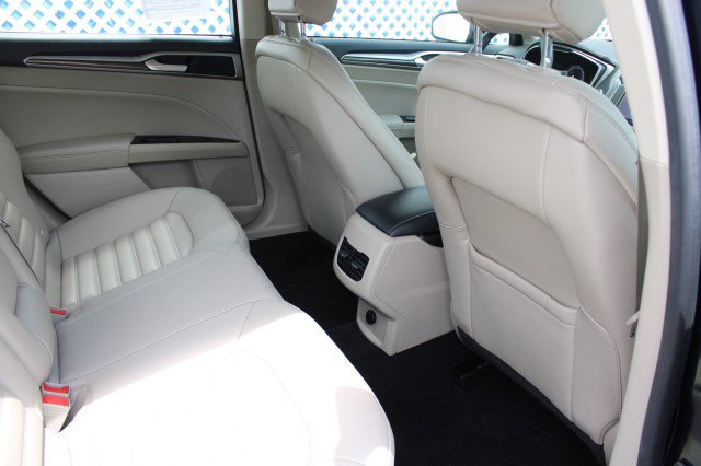 Used 2020 Ford Fusion SEL image 8