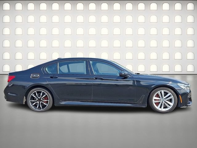 Used 2018 BMW 750i xDrive AWD/4WD image 8