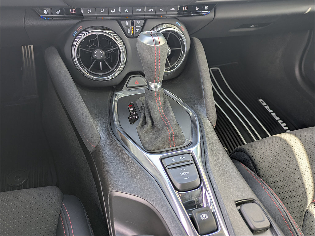 Used 2020 Chevrolet Camaro ZL1 RWD image 31