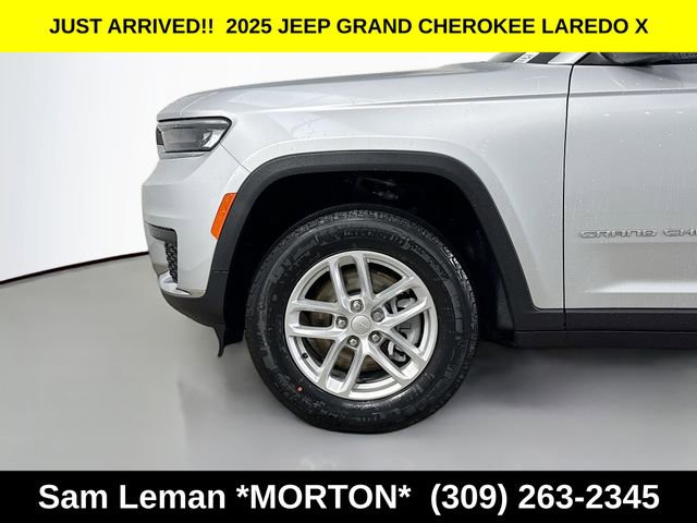 New 2025 Jeep Grand Cherokee L Laredo AWD/4WD image 31