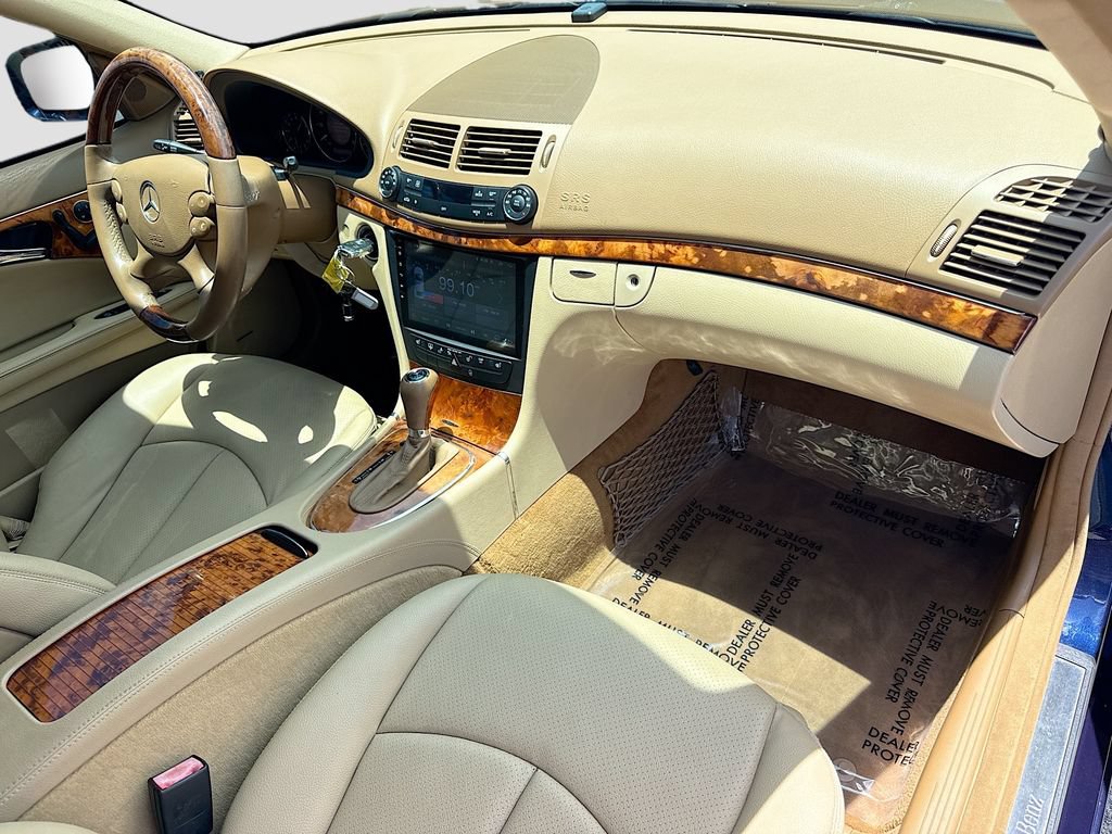 Used 2009 Mercedes-Benz E 350 Sedan image 12