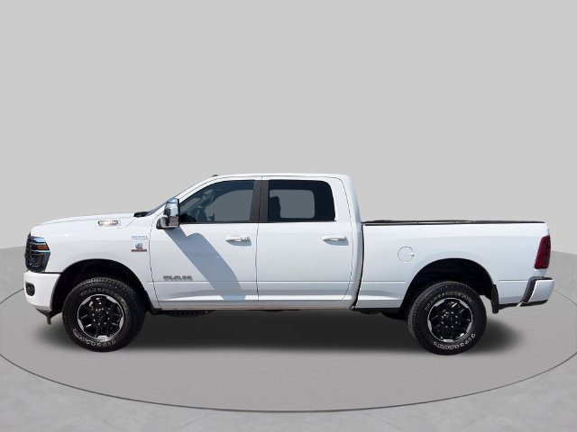 Used 2026 RAM 2500 Laramie AWD/4WD image 2