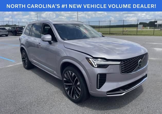 Used 2026 Volvo XC90 B5 Ultra AWD/4WD image 1