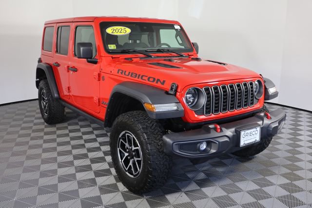 Used 2025 Jeep Wrangler Unlimited Rubicon w/ Convenience Group