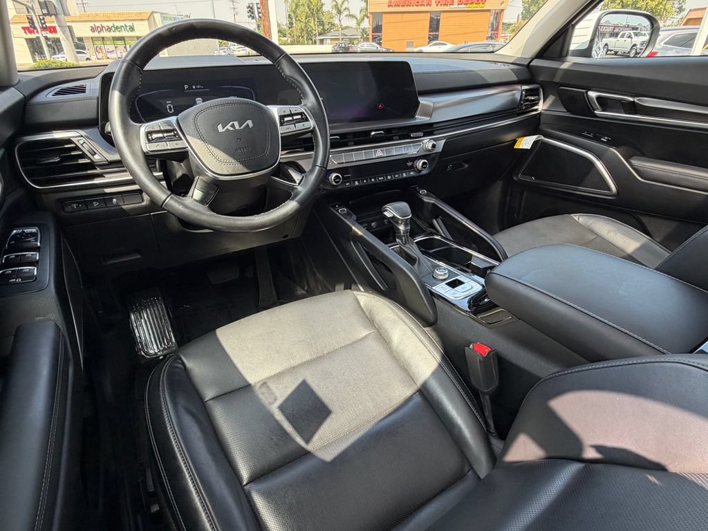 Used 2023 Kia Telluride S w/ S Sunroof Package FWD image 26