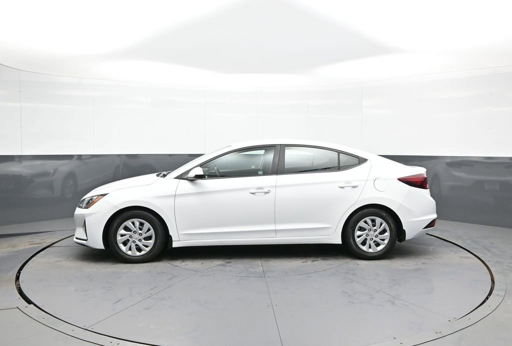 Used 2020 Hyundai Elantra SE w/ Cargo Package (C1) image 9