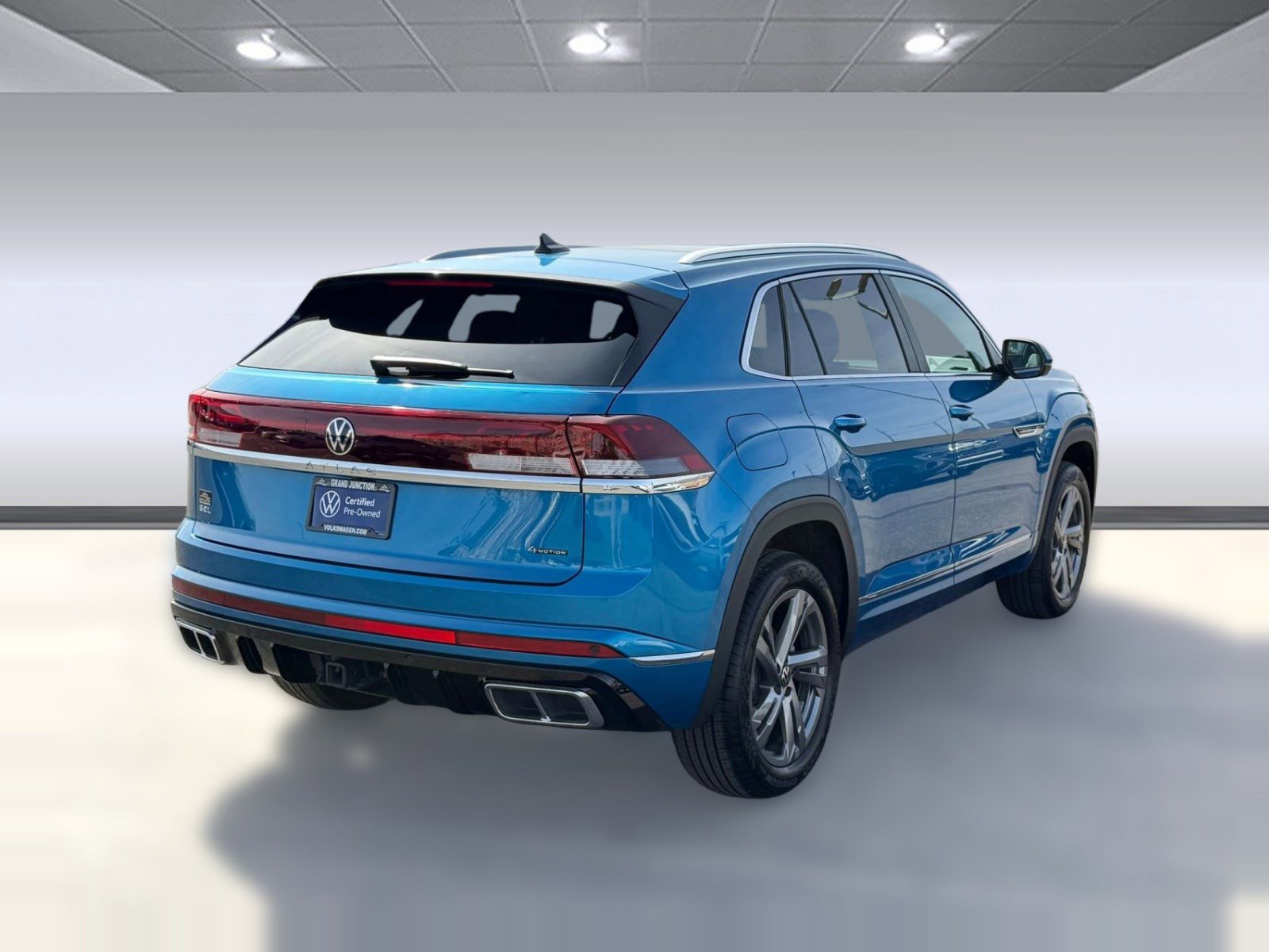 Certified 2024 Volkswagen Atlas Cross Sport SEL R-Line image 9