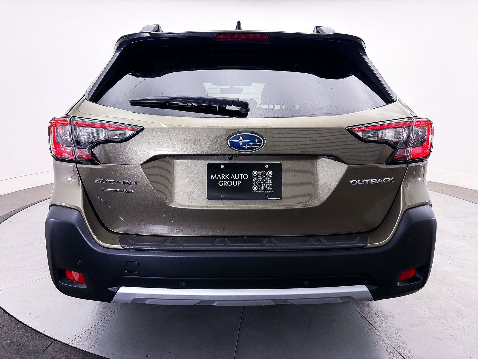 Used 2024 Subaru Outback Limited AWD/4WD image 16