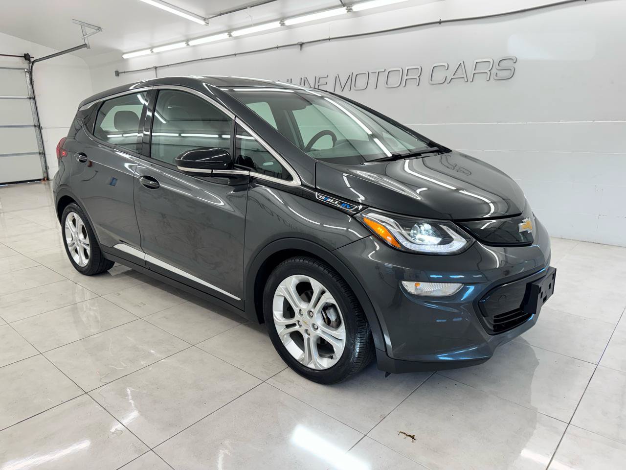 Used 2018 Chevrolet Bolt LT FWD image 3