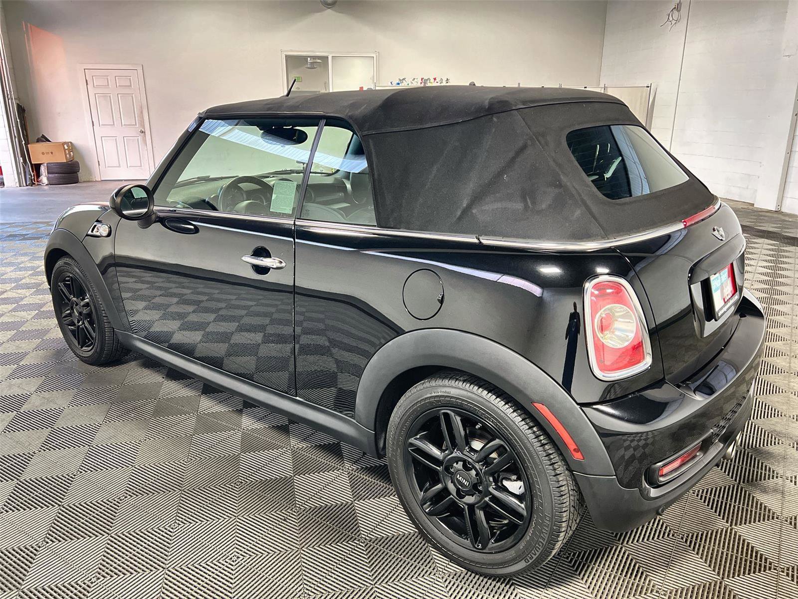 Used 2015 MINI Cooper S w/ Always Open Package image 8