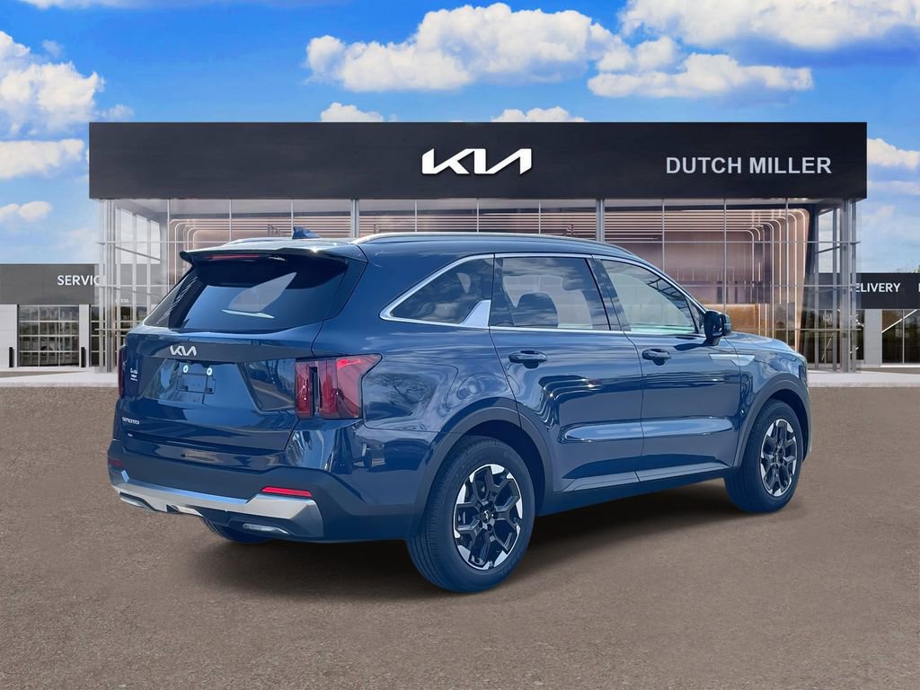 Certified 2025 Kia Sorento S w/ Panoramic Sunroof Package image 7