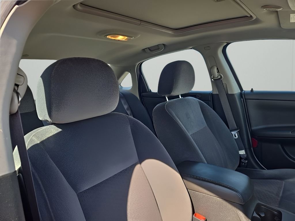 Used 2011 Chevrolet Impala LT image 20