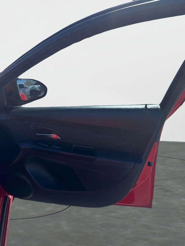 Used 2014 Chevrolet Cruze LT w/ RS Package image 6