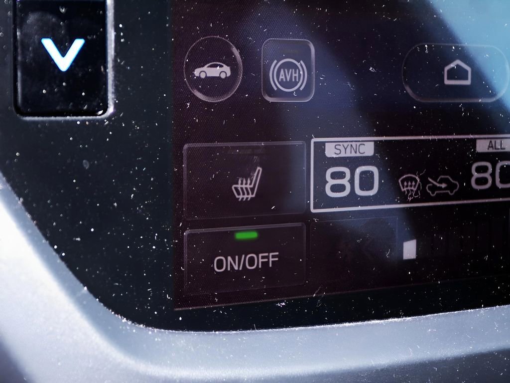 Certified 2025 Subaru Forester Limited image 22