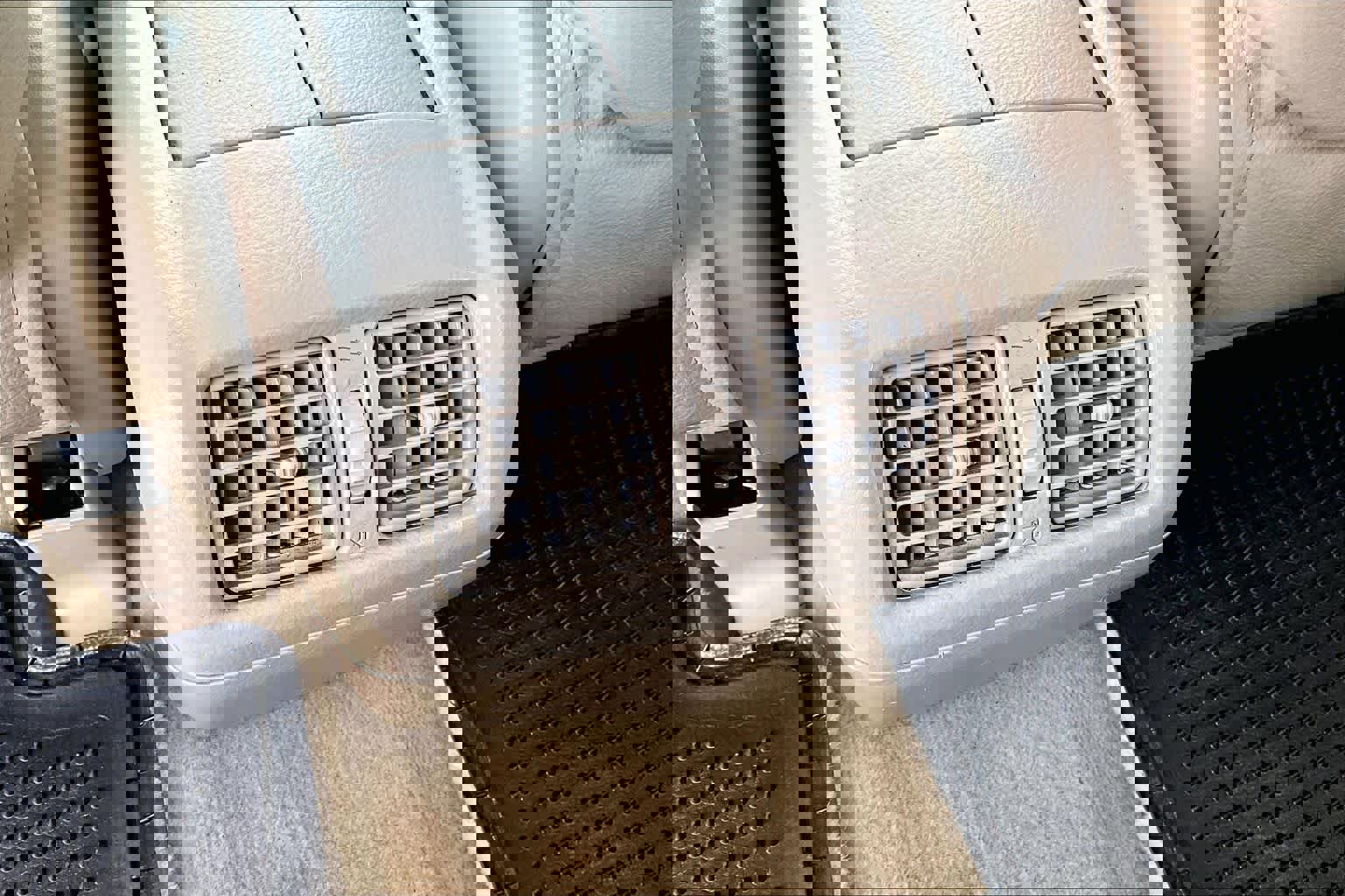 Used 2007 Lexus RX 400h 2WD image 32