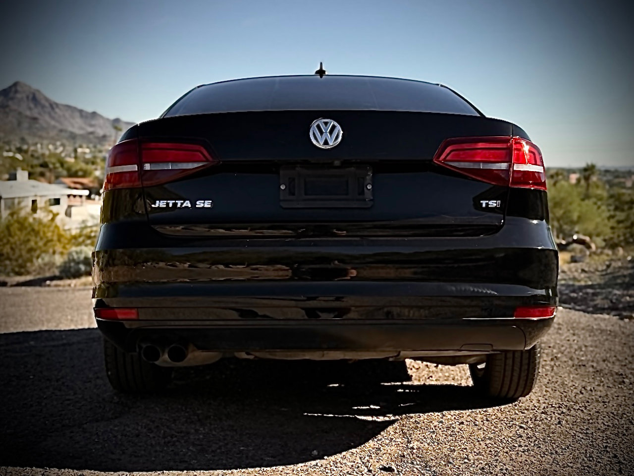 Used 2017 Volkswagen Jetta SE image 5