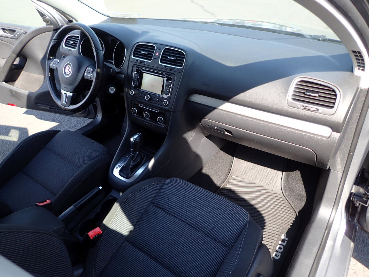 Used 2013 Volkswagen Golf TDI image 13