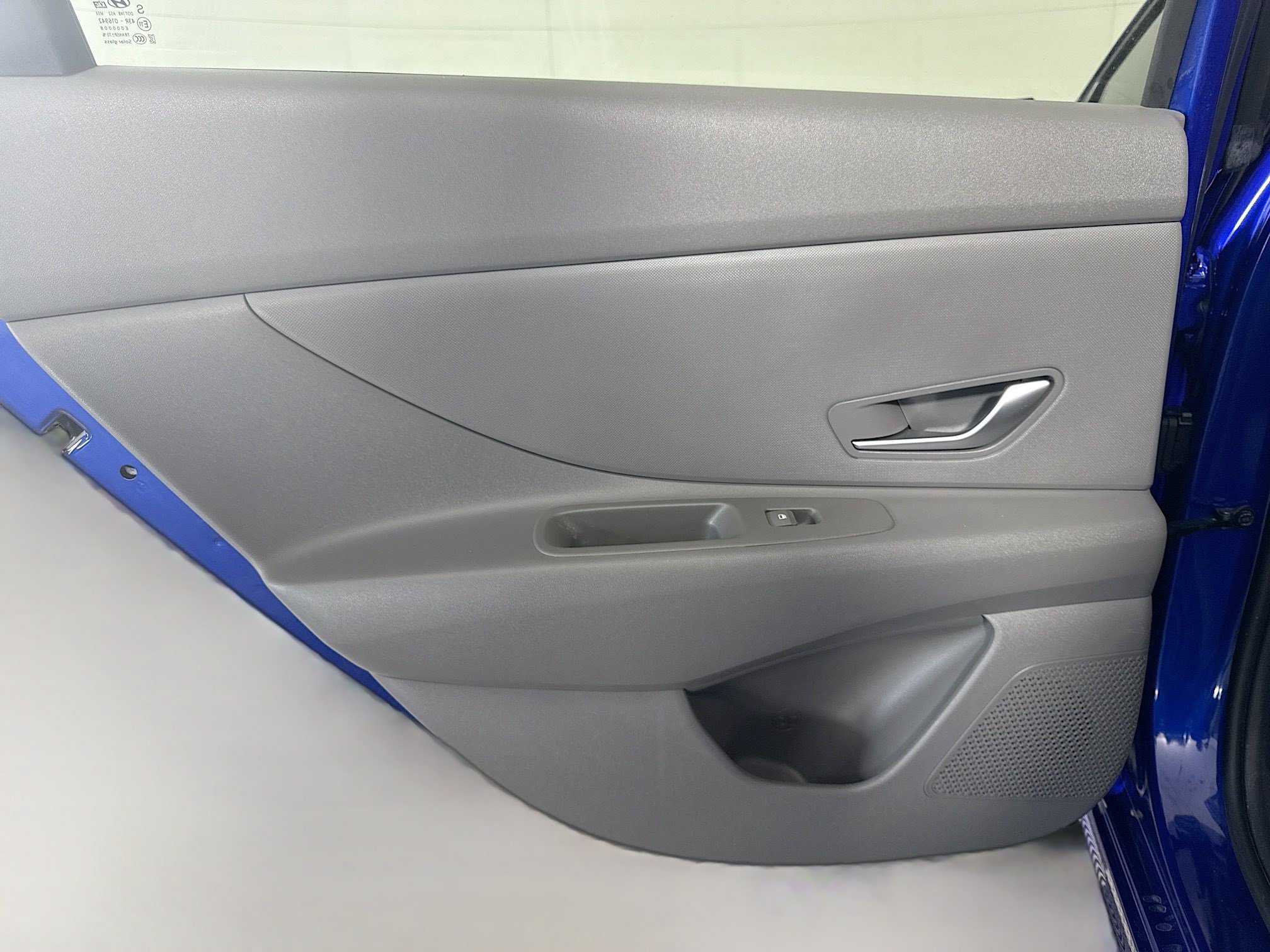 Used 2024 Hyundai Elantra SE FWD image 25
