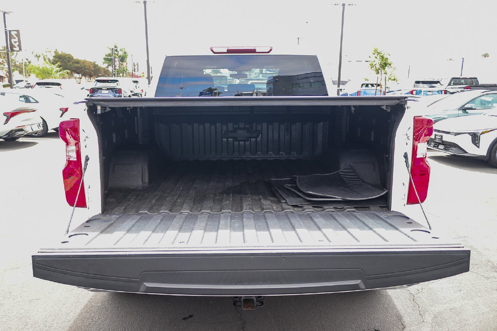 Used 2021 Chevrolet Silverado 1500 LT RWD image 30