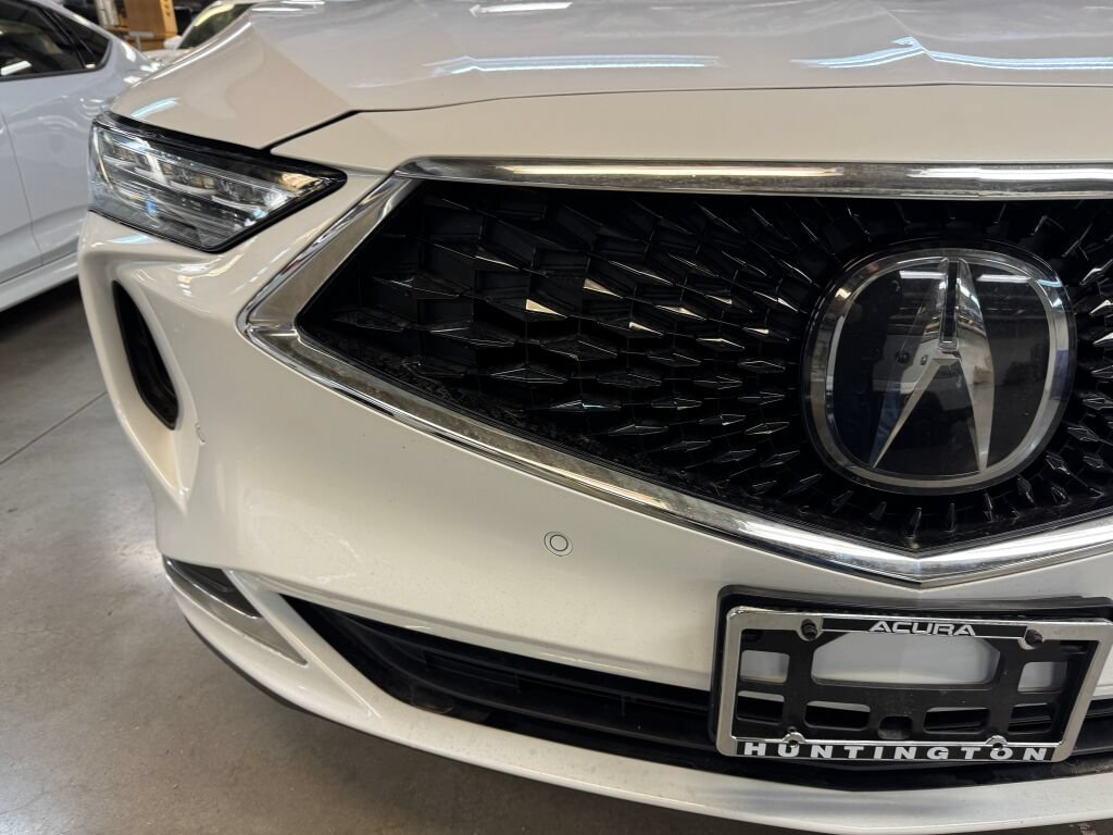 Certified 2023 Acura MDX w/ Technology Package AWD/4WD image 4