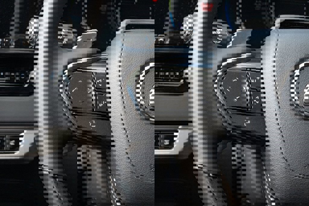 New 2026 Lexus RX 450h Luxury image 28