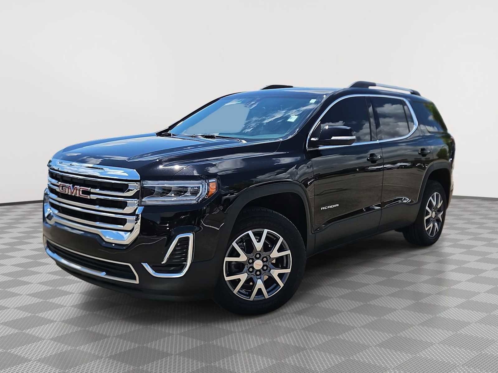 Certified 2023 GMC Acadia SLE w/ Driver Convenience Package FWD image 1