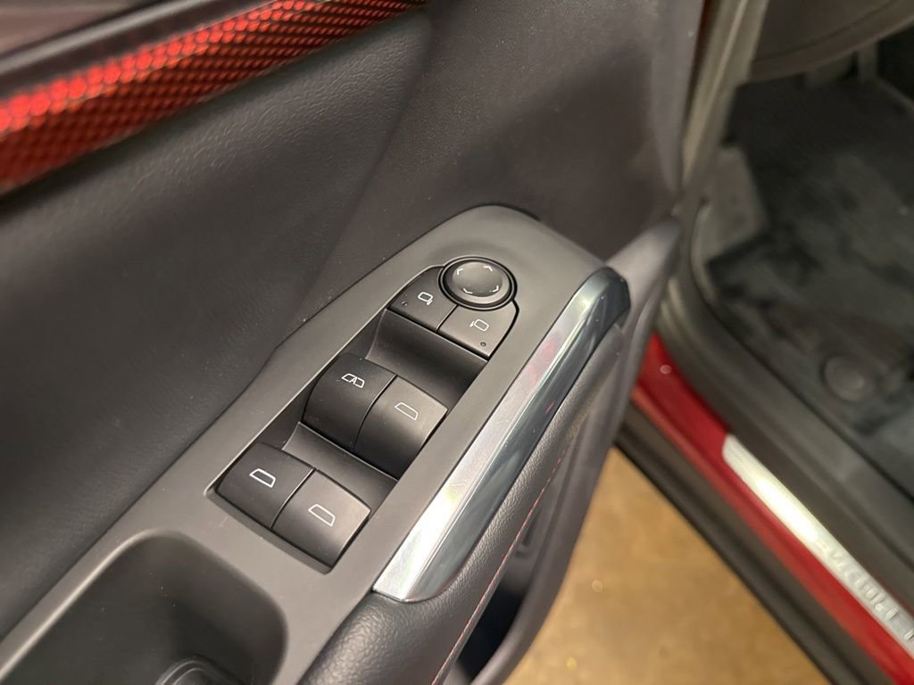 Used 2025 Chevrolet Traverse Z71 w/ Driver Confidence Package image 12