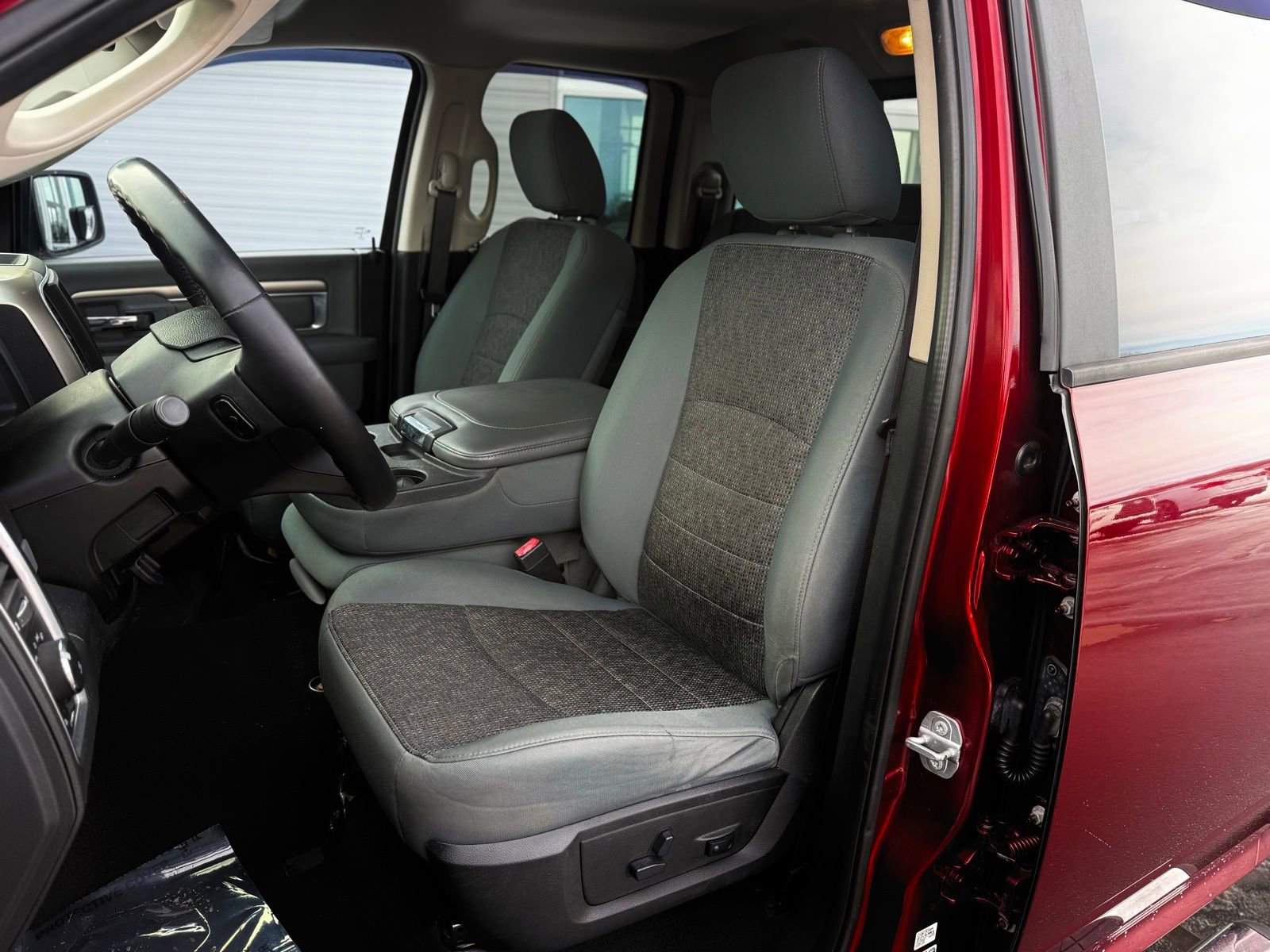 Used 2017 RAM 1500 Big Horn image 23