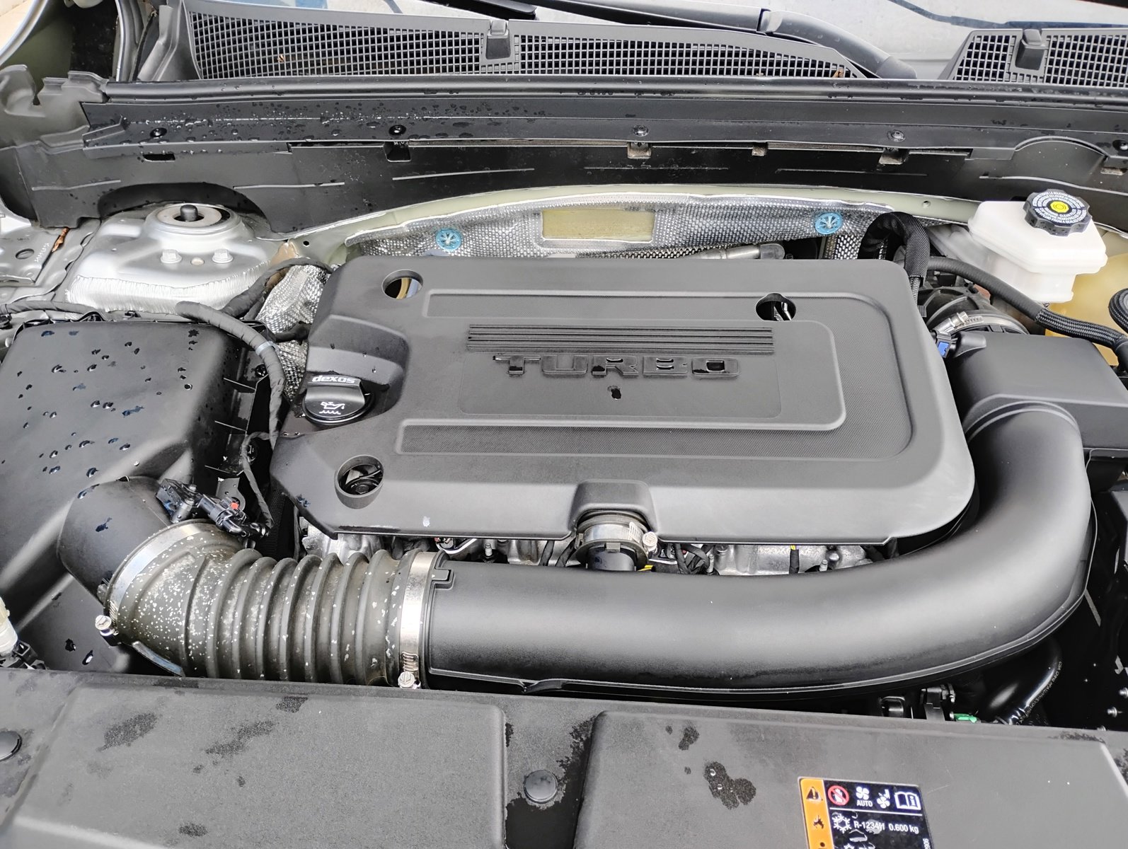 Used 2023 Buick Envision Essence image 36