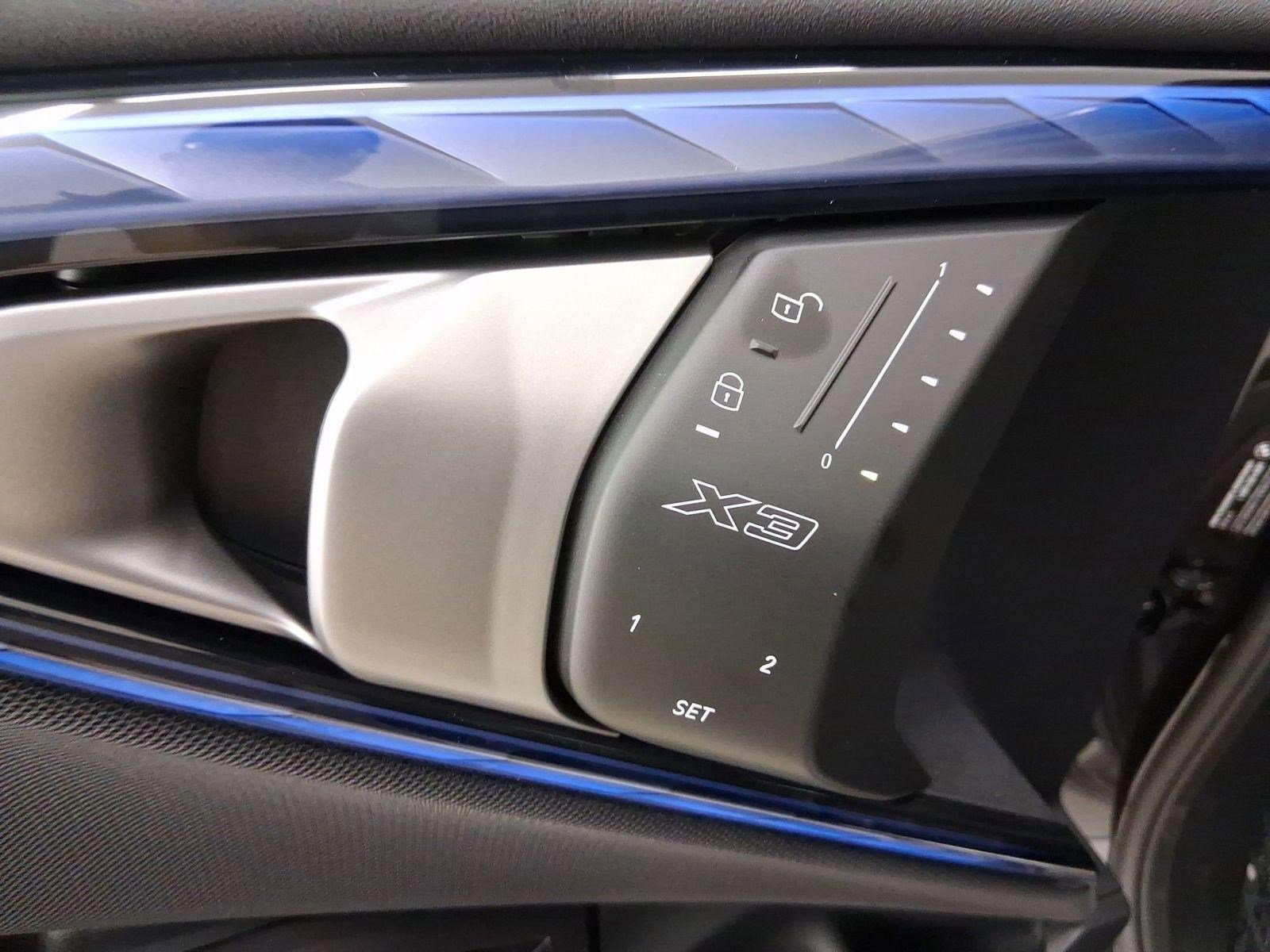 New 2026 BMW X3 xDrive30 w/ Premium Package image 14