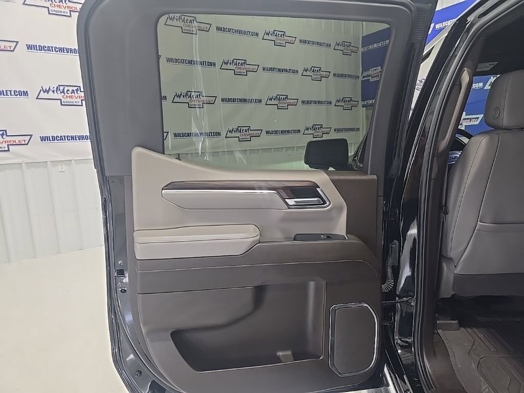 Used 2024 GMC Sierra 1500 SLT w/ SLT Premium Plus Package image 17