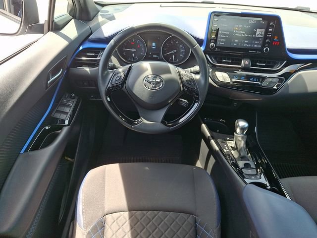 Used 2022 Toyota C-HR XLE FWD image 11